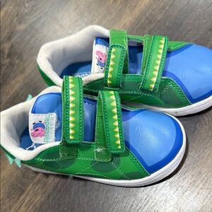 Unisex Reebok Green and Blue Kids Sneakers 10c